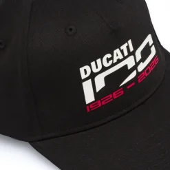 Cappellino Ducati 100 nero con visiera e dettaglio logo