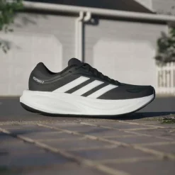Scarpe da corsa Donna adidas Response 2 nere con intersuola Cloudfoam