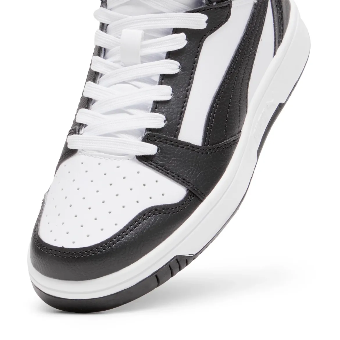 Sneakers alte da ragazzo bianche con dettagli neri e grigi Puma Rebound V6