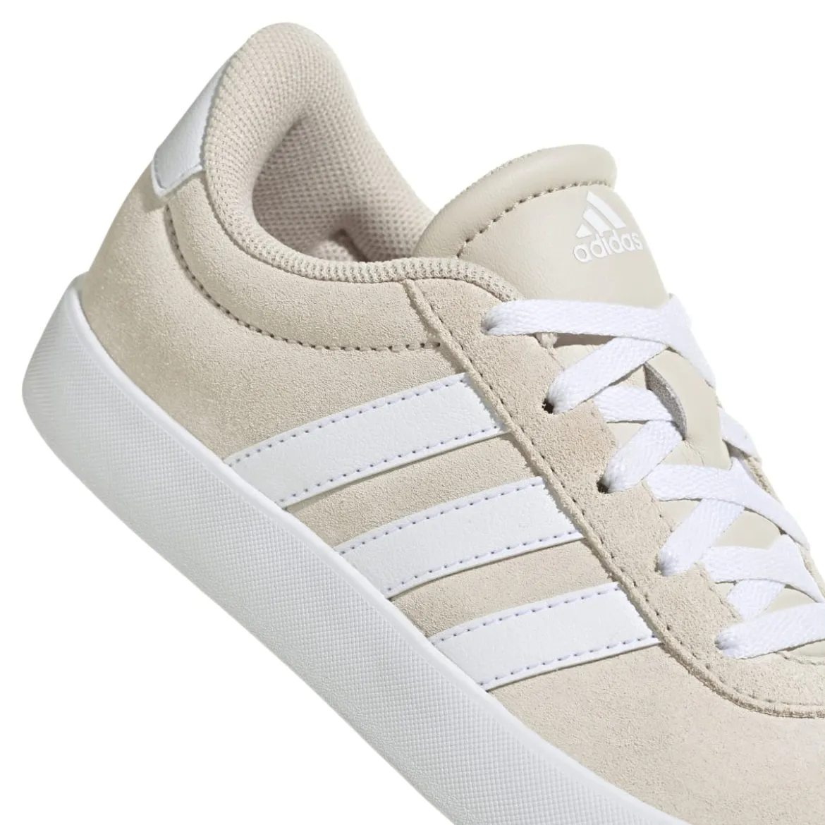 Sneakers beige da ragazza con logo adidas VL Court 3.0