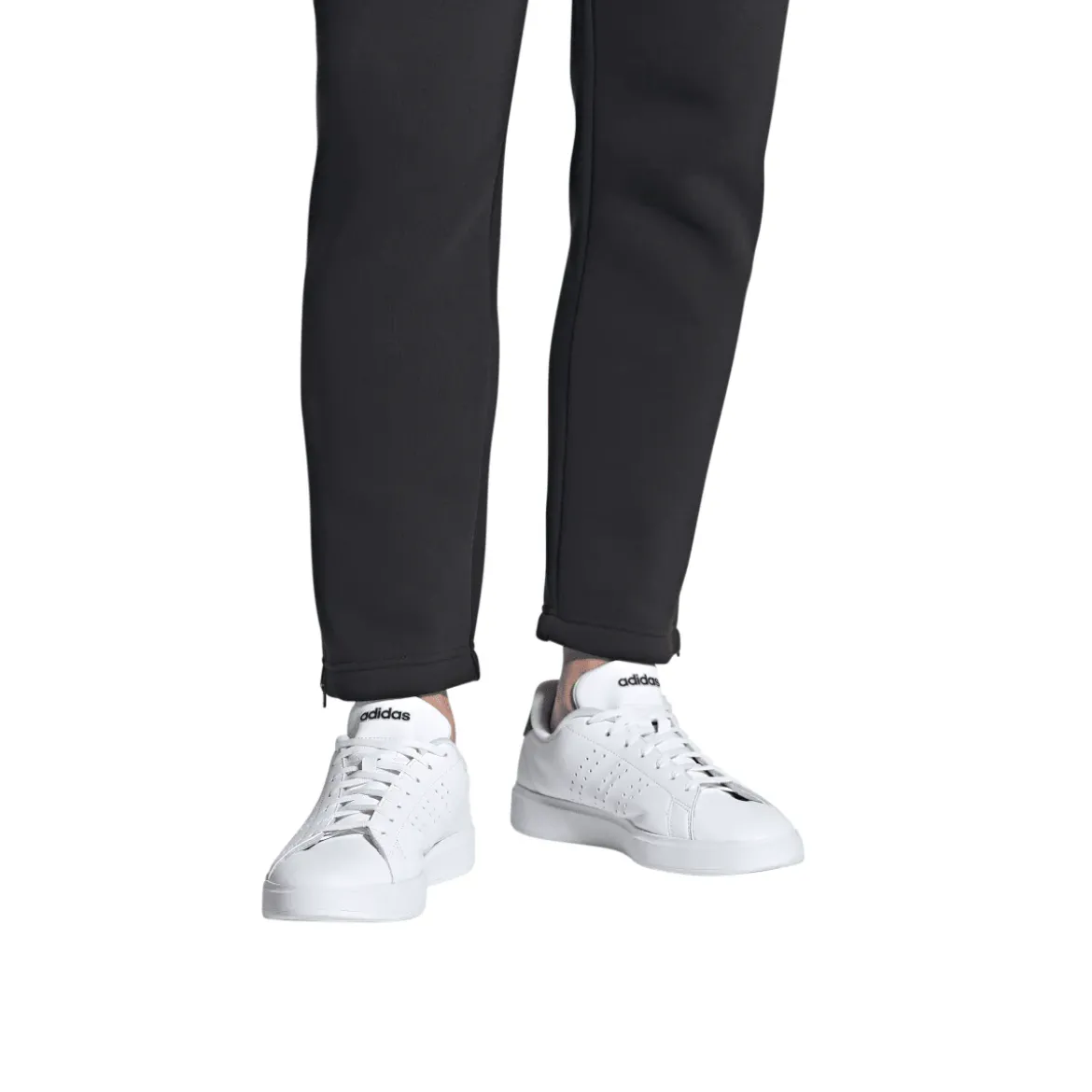Sneakers bianche Unisex con dettagli logo traforati laterali adidas