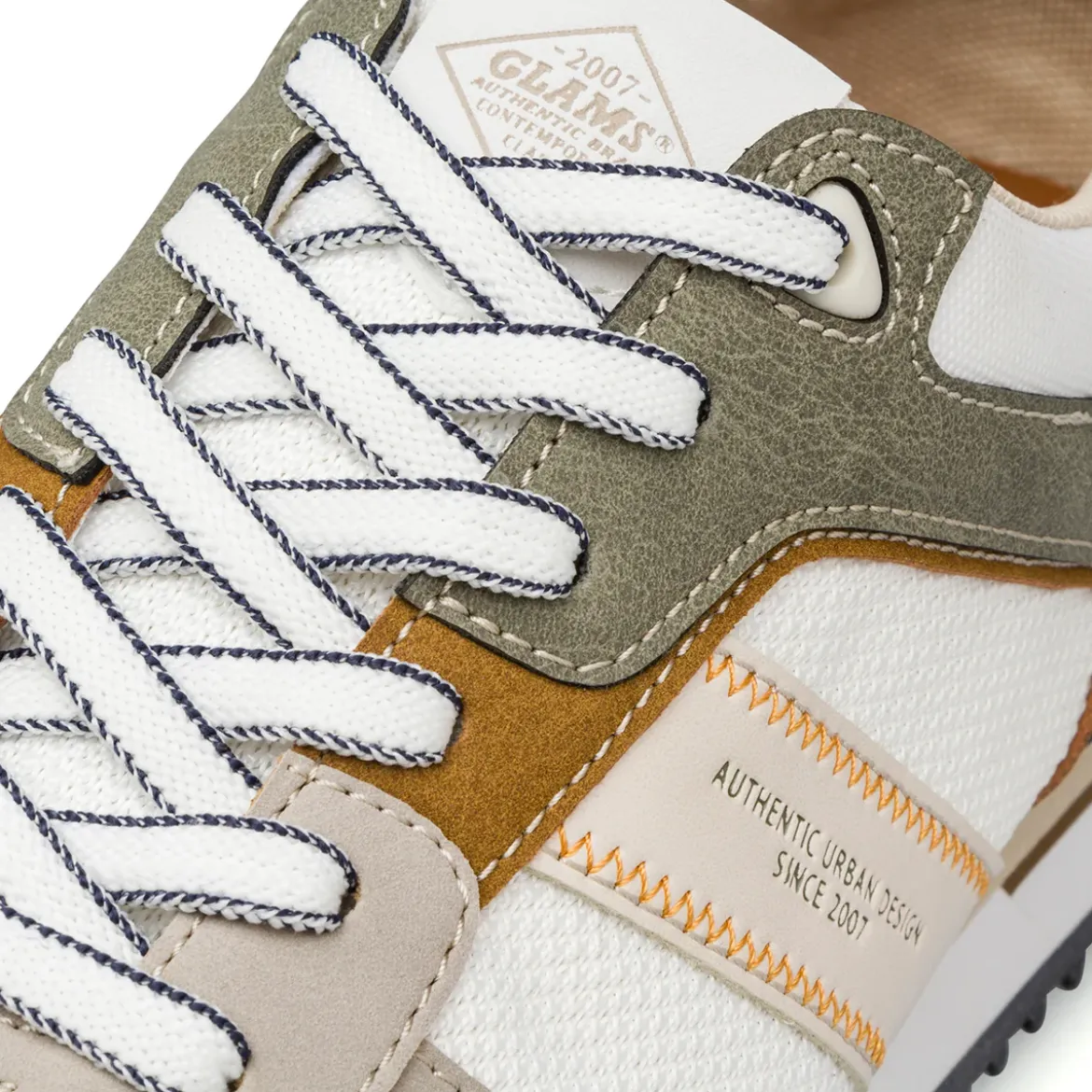 Sneakers casual bicolore khaki e bianco da Uomo con logo Glams