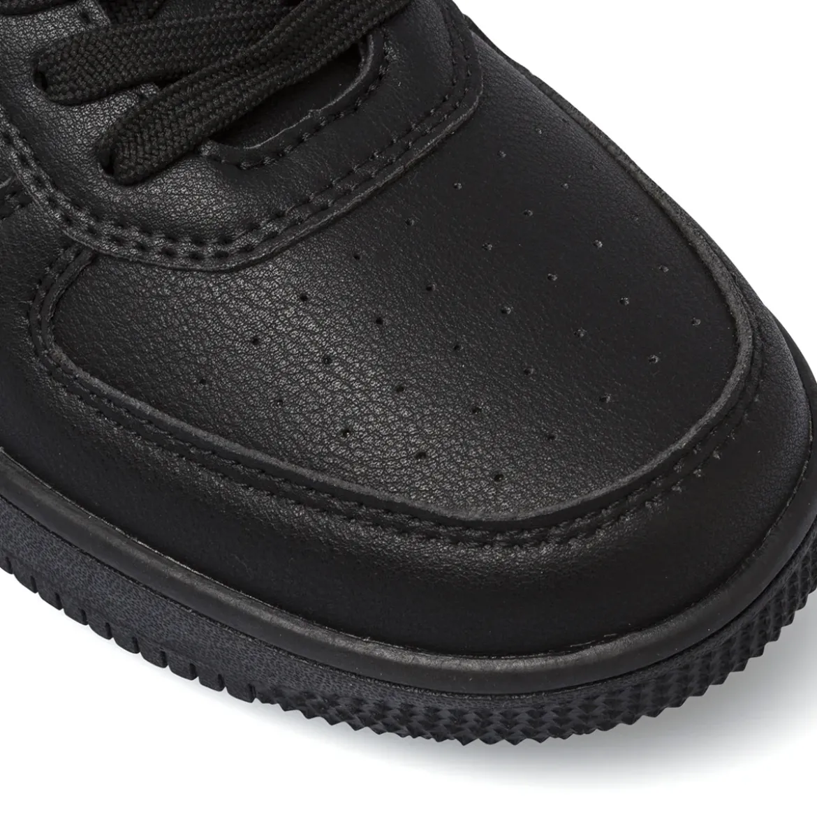 Sneakers da uomo nere con punta traforata e logo Gas