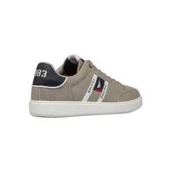 Sneakers Grigie con dettagli traforati da Uomo Nautica
