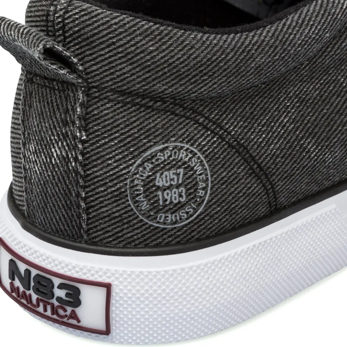 Sneakers slip-on nere da Uomo in tessuto effetto jeans Nautica
