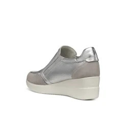 Sneakers slip-on traspiranti argento Donna con zeppa Geox Stardust